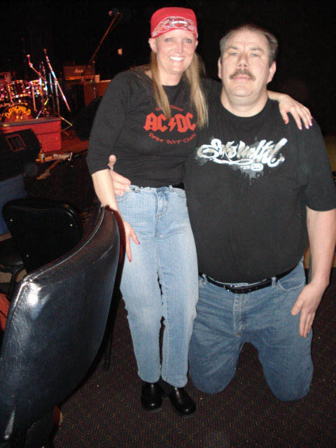 dawgwild whiskey rack 2 004